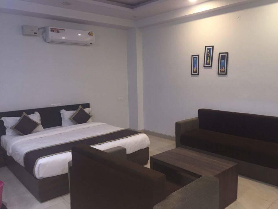 Oyo 6697 Hotel Green Lemon Jaipur Ngoại thất bức ảnh