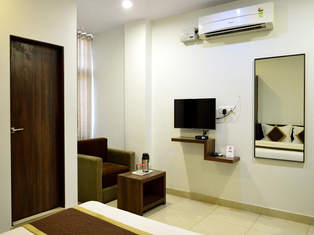 Oyo 6697 Hotel Green Lemon Jaipur Ngoại thất bức ảnh