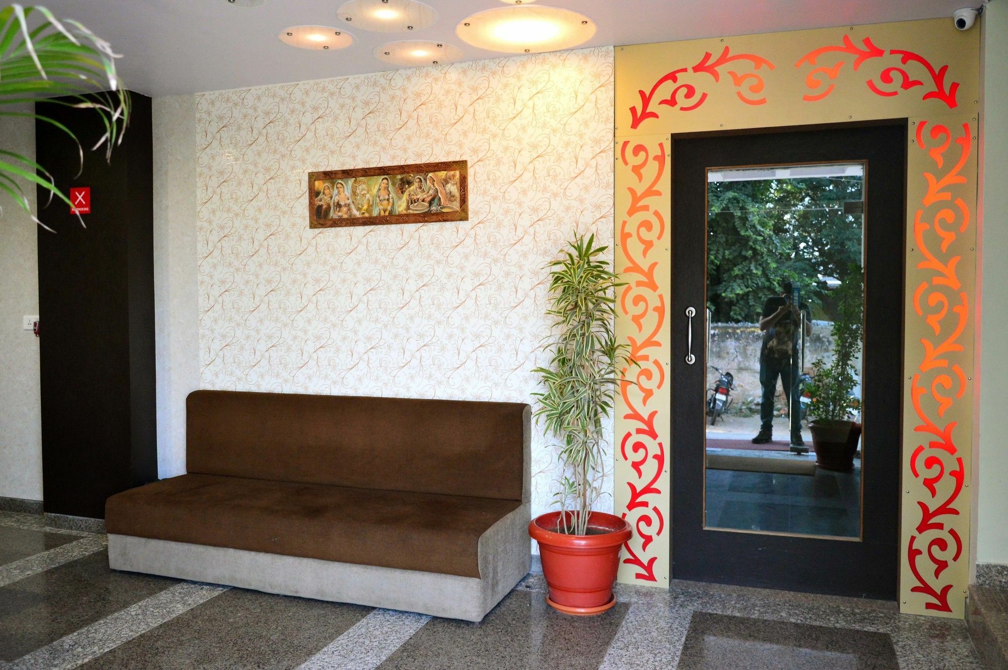 Oyo 6697 Hotel Green Lemon Jaipur Ngoại thất bức ảnh