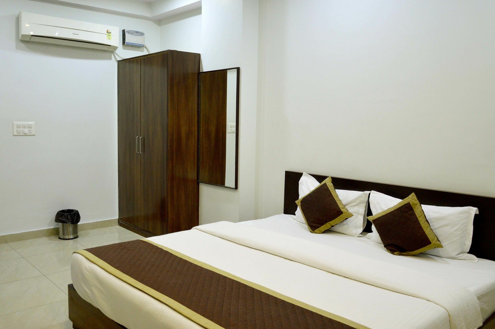 Oyo 6697 Hotel Green Lemon Jaipur Ngoại thất bức ảnh