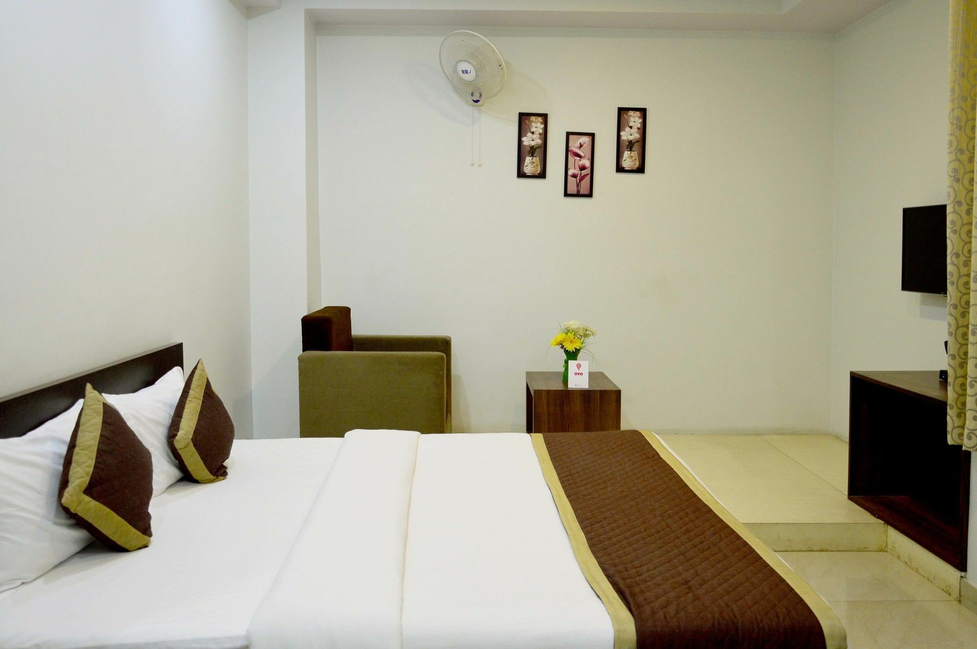 Oyo 6697 Hotel Green Lemon Jaipur Ngoại thất bức ảnh